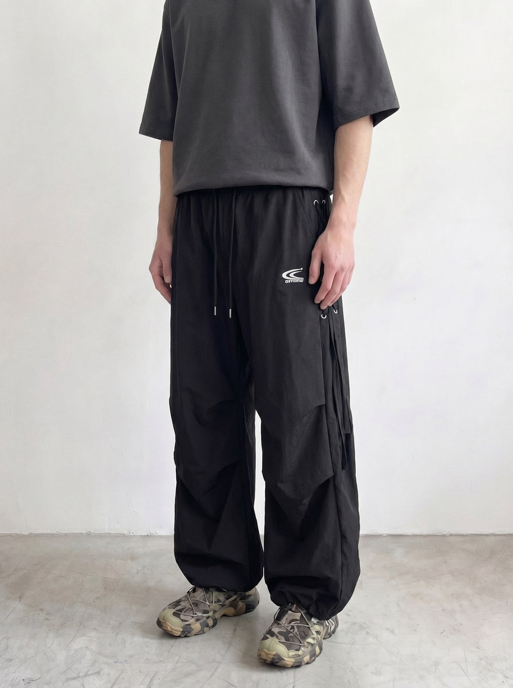 grommet parachute pant