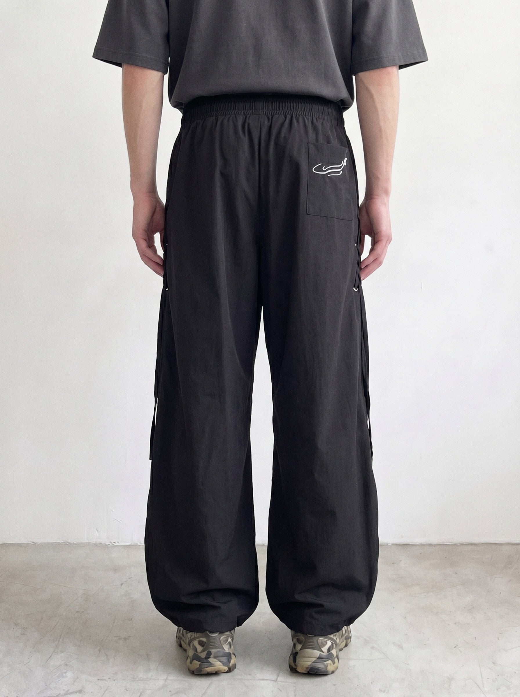 grommet parachute pant