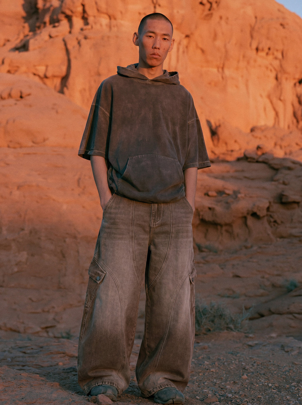 Curved Seam Cargo Balloon Jean