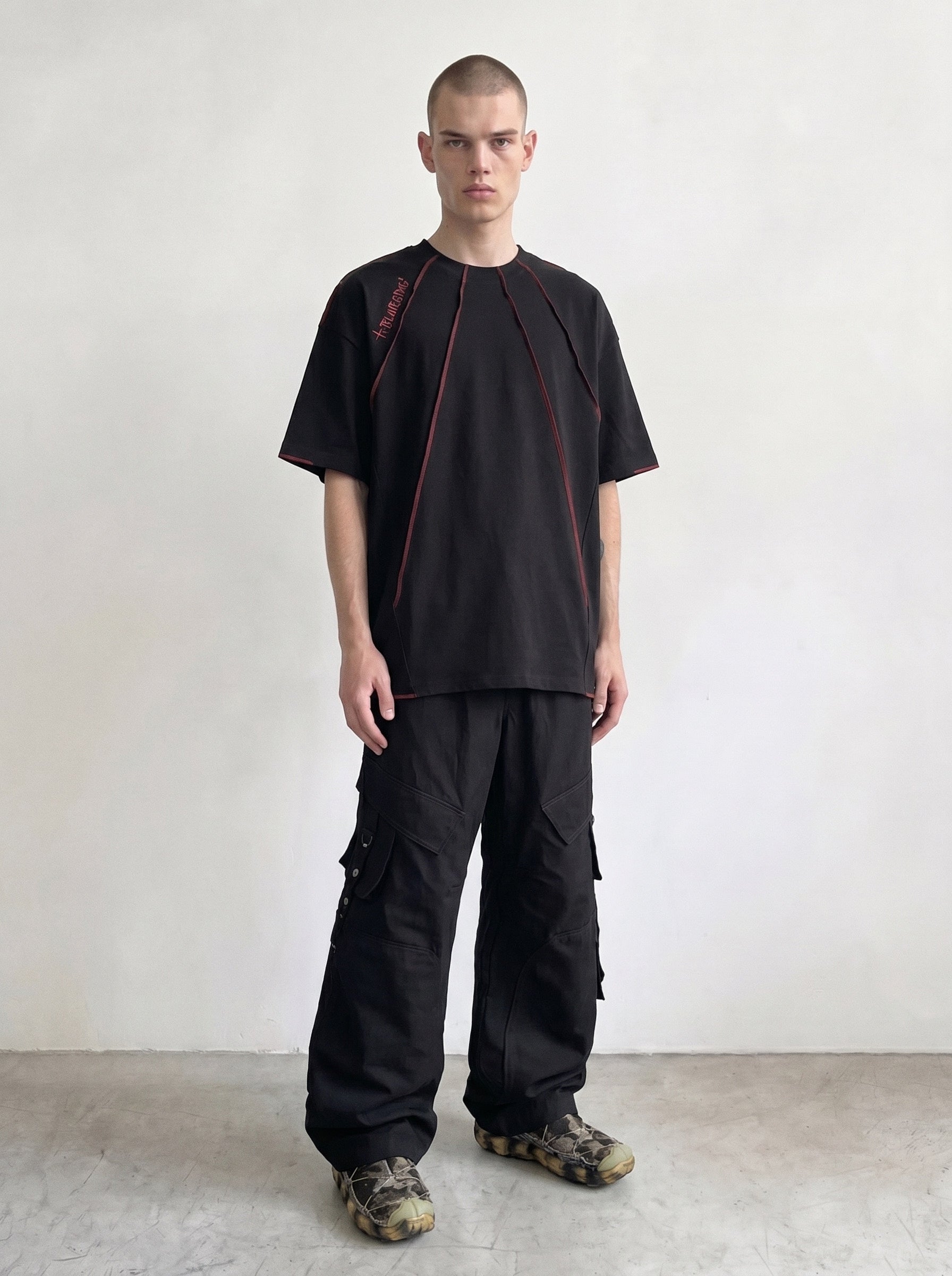 seam panel tee