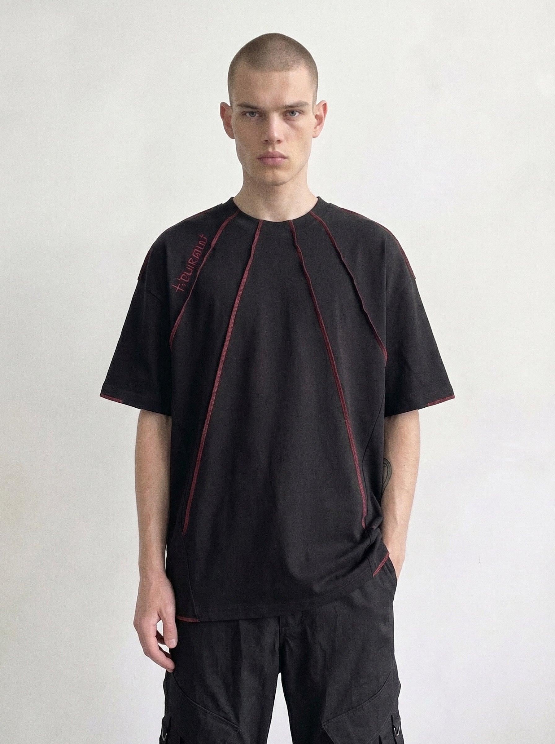 seam panel tee